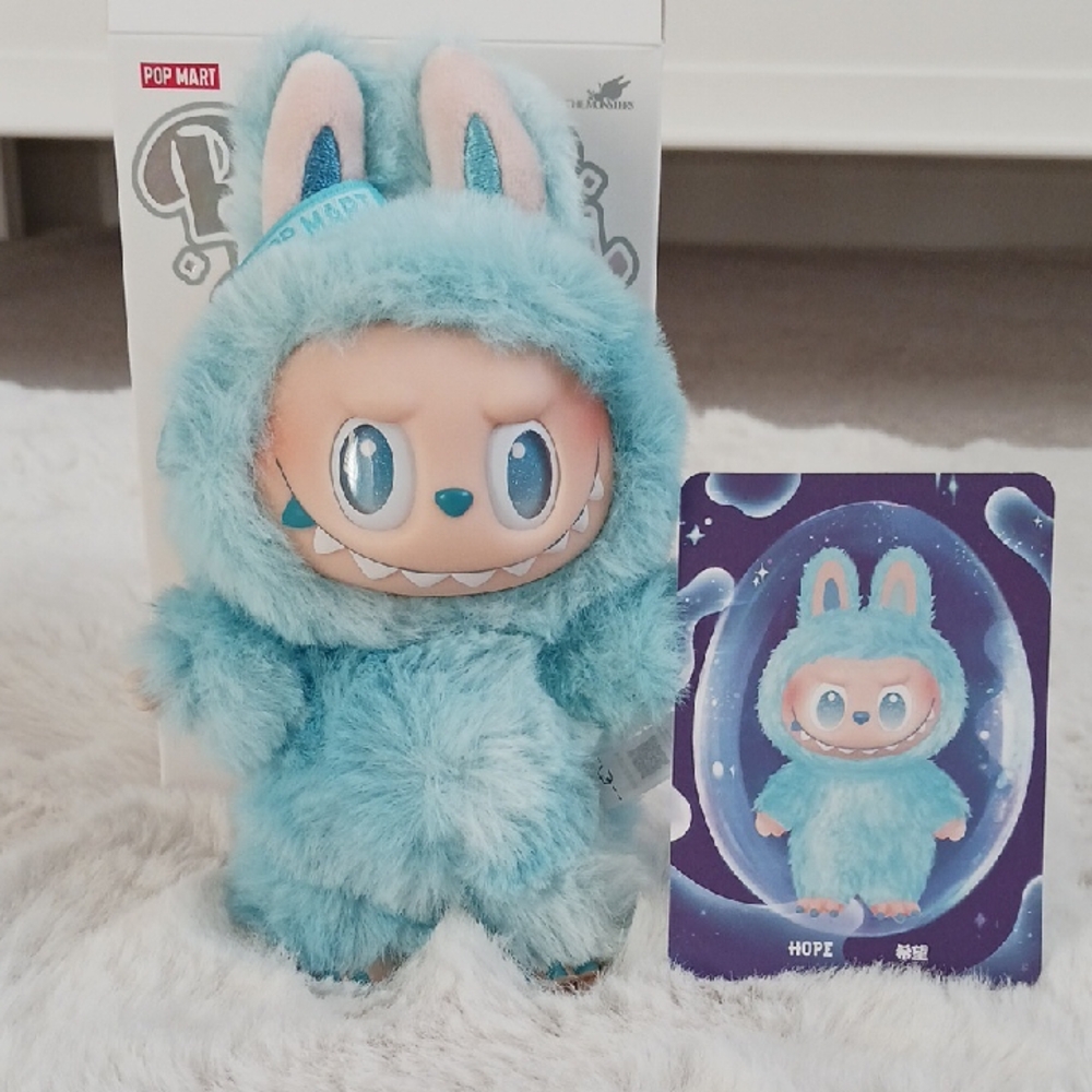 (Hope) Authentic Pop Mart Big Into Energy Labubu - Open Box